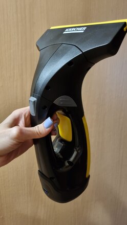 Стеклоочиститель Karcher, WV 2 Premium Black Edition, 100 мл, 3 бар, 1.633-425.0 - фото 4 от пользователя