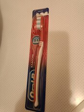 Зубная щетка Oral-B, 3-Effect Classic, средней жесткости, взрослая, 40, 0051008013 - фото 2 от пользователя