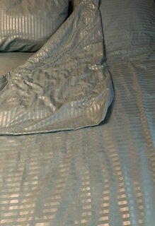 Постельное белье 2-спальное, простыня 200х220 см, 2 наволочки 70х70 см, пододеяльник 175х215 см, Майская ночь, страйп-полисатин, зеленое, Однотонный - фото 5 от пользователя