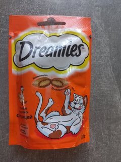 Корм для животных Dreamies, 30 г, для кошек, лакомство, курица, 52761 - фото 2 от пользователя