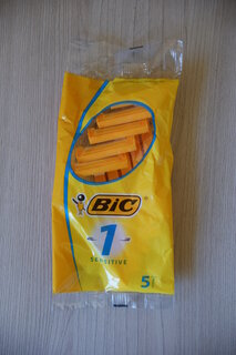 Станок для бритья Bic, Classic для чувствительной кожи, для мужчин, 1, 5 шт, одноразовые, 838521 - фото 1 от пользователя