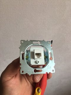 Розетка компьютерная скрытой установки, без заземления, кремовая, Ledard, RJ46, 6078685 - фото 6 от пользователя