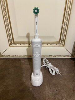 Зубная щетка электрическая, Oral-B, Vitality Pro, стандартная, тип 3708, D103.413.3, White - фото 5 от пользователя