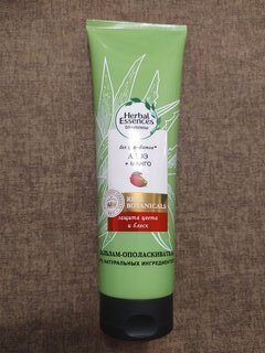 Бальзам-ополаскиватель для сухих и поврежденных волос, Herbal Essences, Алоэ и манго, 275 мл - фото 4 от пользователя