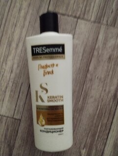 Кондиционер для всех типов волос, TRESemme, Keratin Smooth, с кератином и комплексом масел, разглажив, 400 мл - фото 1 от пользователя