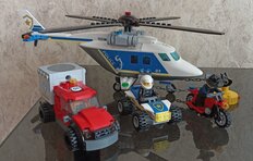 Конструктор Lego, City, Погоня на полицейском вертолете, 5-7 лет, 212 деталей, 60243 - фото 1 от пользователя