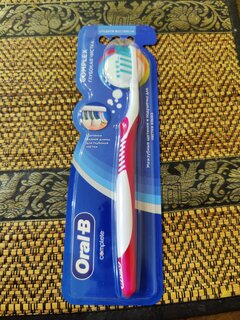 Зубная щетка Oral-B, Complex, средней жесткости, взрослая, 40, 0051005059 - фото 1 от пользователя