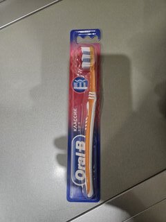 Зубная щетка Oral-B, 3-Effect Classic, средней жесткости, взрослая, 40, 0051008013 - фото 2 от пользователя