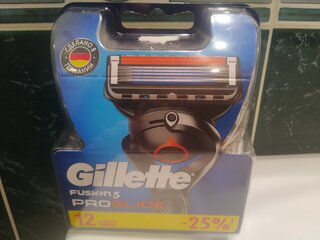 Сменные кассеты для бритв Gillette, Fusion ProGlide, для мужчин, 12 шт - фото 1 от пользователя