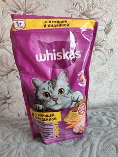 Корм для животных Whiskas, 350 г, для взрослых кошек 1+, сухой, курица/индейка, подушечки с паштетом, пакет - фото 7 от пользователя