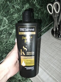 Шампунь TRESemme, Keratin Smooth с кератином и маслом Марулы, для сухих и поврежденных волос, 400 мл - фото 1 от пользователя