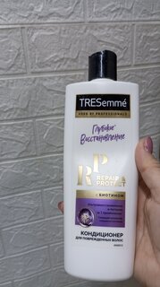 Кондиционер для сухих и поврежденных волос, TRESemme, Repair and Protect, восстанавливающий, 400 мл - фото 2 от пользователя