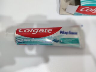 Зубная паста Colgate, МаксБлеск, 100 мл - фото 2 от пользователя