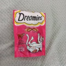 Корм для животных Dreamies, 60 г, для кошек, лакомство, говядина, 52353 - фото 1 от пользователя