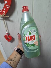 Средство для мытья посуды Fairy, Нежные руки Чайное дерево и мята, 650 мл - фото 3 от пользователя