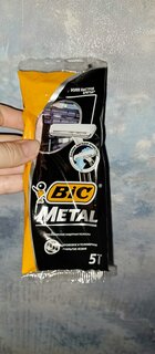 Станок для бритья Bic, Metal, для мужчин, 5 шт, одноразовые, 899418 - фото 1 от пользователя