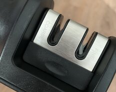 Ножеточка универсальная, нержавеющая сталь, полипропилен, 19х5х6 см, 884-023 - фото 9 от пользователя