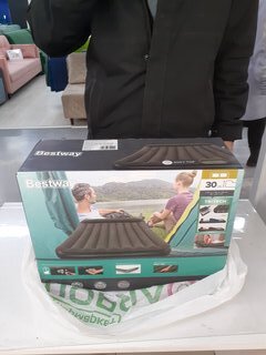 Матрас надувной Bestway, 203х152х30 см, 67930, насос встроенный, на батарейках, флокированный, 300 кг - фото 2 от пользователя