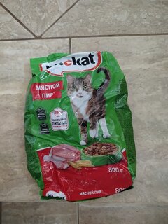 Корм для животных Kitekat, 800 г, для взрослых кошек, сухой, мясной пир, пакет, 10132140 - фото 1 от пользователя