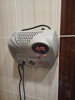 Стабилизатор напряжения Ресанта, АСН-1 000 Н2/1-Ц, 1 кВт, 160-260 В, 63/6/13 - фото 7 от пользователя