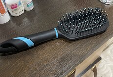 Расческа массажная, 24 х 6.4 см, пластик, прорезиненная ручка, средний, Стиль, Y3-885 - фото 2 от пользователя
