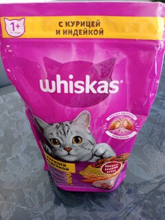 Корм для животных Whiskas, 350 г, для взрослых кошек 1+, сухой, курица/индейка, подушечки с паштетом, пакет - фото 2 от пользователя