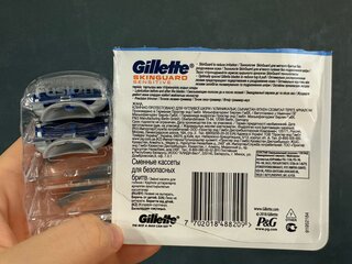 Сменные кассеты для бритв Gillette, SkinGuard Sensitive, для мужчин, 2 шт - фото 1 от пользователя