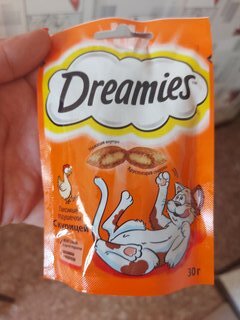 Корм для животных Dreamies, 30 г, для кошек, лакомство, курица, 52761 - фото 1 от пользователя