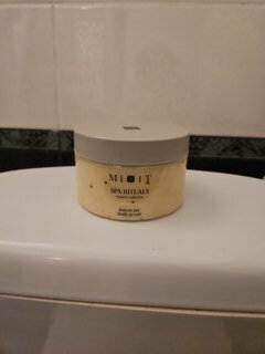 Скраб-бальзам для тела, Mixit, Spa Rituals, 300 г, с ароматом лимонного пирога - фото 4 от пользователя