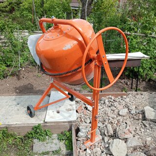 Бетоносмеситель Сибртех, БСН-220, 220 л, 1000 Вт, 230 В, чугунный венец, 95515 - фото 2 от пользователя