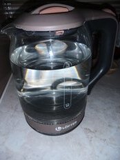 Чайник электрический Lofter, A01, бежевый, 1.8 л, 1500 Вт, скрытый нагревательный элемент, подсветка, стекло - фото 8 от пользователя