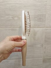 Расческа массажная, 24.5х7 см, пластик, деревянная ручка, Y9-113 - фото 2 от пользователя