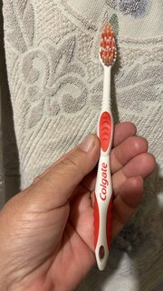 Зубная щетка Colgate, Классика Плюс, средней жесткости, FVN50306, в ассортименте - фото 5 от пользователя