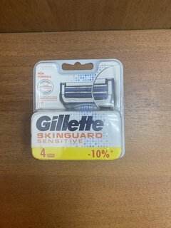 Сменные кассеты для бритв Gillette, SkinGuard Sensitive, для мужчин, 4 шт - фото 1 от пользователя