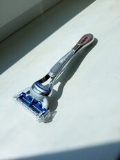 Станок для бритья Gillette, SkinGuard Sensitive, для мужчин, 1 сменная кассета - фото 9 от пользователя