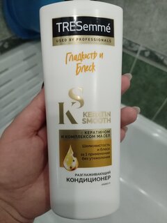 Кондиционер для всех типов волос, TRESemme, Keratin Smooth, с кератином и комплексом масел, разглажив, 400 мл - фото 1 от пользователя