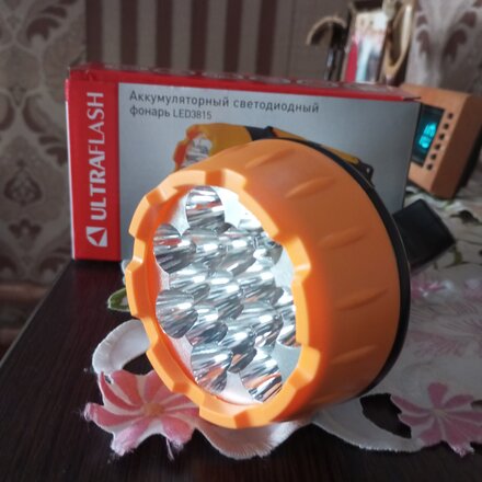 Фонарь ручной, встроенный аккумулятор, Ultraflash, 3 815, зарядка от сети 220 В, пластик, черно-желтый, 9217 - фото 3 от пользователя