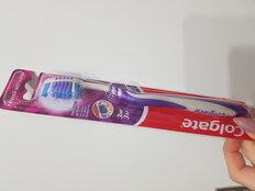 Зубная щетка Colgate, Зигзаг Плюс, средней жесткости, в ассортименте - фото 1 от пользователя