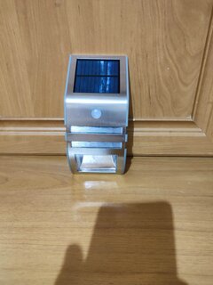 Фонарь садовый Uniel, Sensor USL-F-164/MT170, на солнечной батарее, настенный, 0.3 Вт, металл, 75х17 см - фото 3 от пользователя