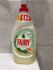 Средство для мытья посуды Fairy, Нежные руки Чайное дерево и мята, 900 мл - фото 3 от пользователя