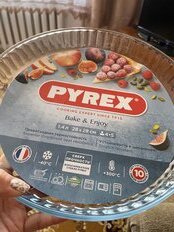 Форма для запекания стекло, 28 см, 1.4 л, круглая, с волнистым краем, Pyrex, Bake &amp; Enjoy, 813B000/7046 - фото 1 от пользователя