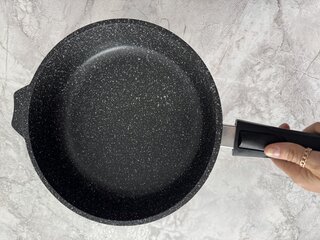 Сковорода литой алюминий, 28 см, антипригарное покрытие, Мечта, Гранит black Induction, съемная ручка, индукция, 028802И - фото 8 от пользователя