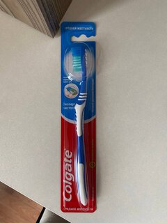 Зубная щетка Colgate, Экстра чистота, средней жесткости, в ассортименте - фото 2 от пользователя