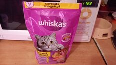 Корм для животных Whiskas, 350 г, для взрослых кошек 1+, сухой, курица/индейка, подушечки с паштетом, пакет - фото 4 от пользователя