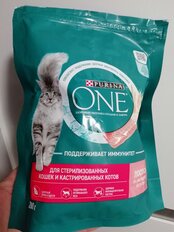 Корм для животных Purina, One, 200 г, для стерилизованных кошек и кастрированных котов, лосось, пшеница, 0042014101 - фото 8 от пользователя