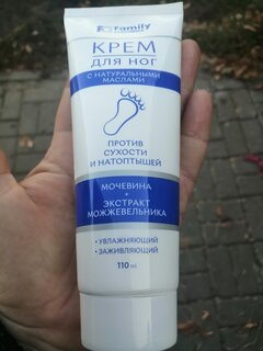 Крем для ног, Family Cosmetics, увлажняющий, 110 мл, с мочевиной и экстрактом можжевельника - фото 4 от пользователя