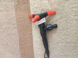 Распылитель четырехлепестковый, штуцер 1/2&quot;-3/4&quot;, Жук, 2578-00 - фото 1 от пользователя