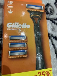 Станок для бритья Gillette, Fusion, для мужчин, 3 сменные кассеты - фото 3 от пользователя