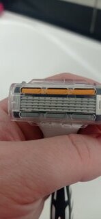 Станок для бритья Bic, Hybrid 5 Flex, для мужчин, 5 лезвий, 2 сменные кассеты, 921385 - фото 4 от пользователя